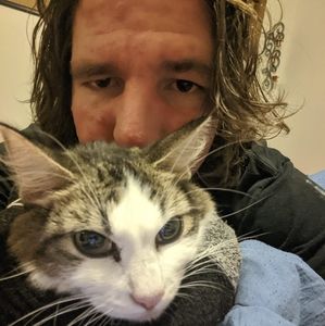 Meet your Posher, Travis